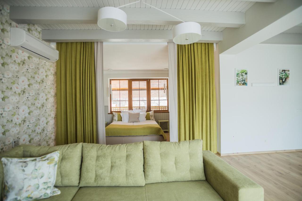 Chervona Ruta Lodge